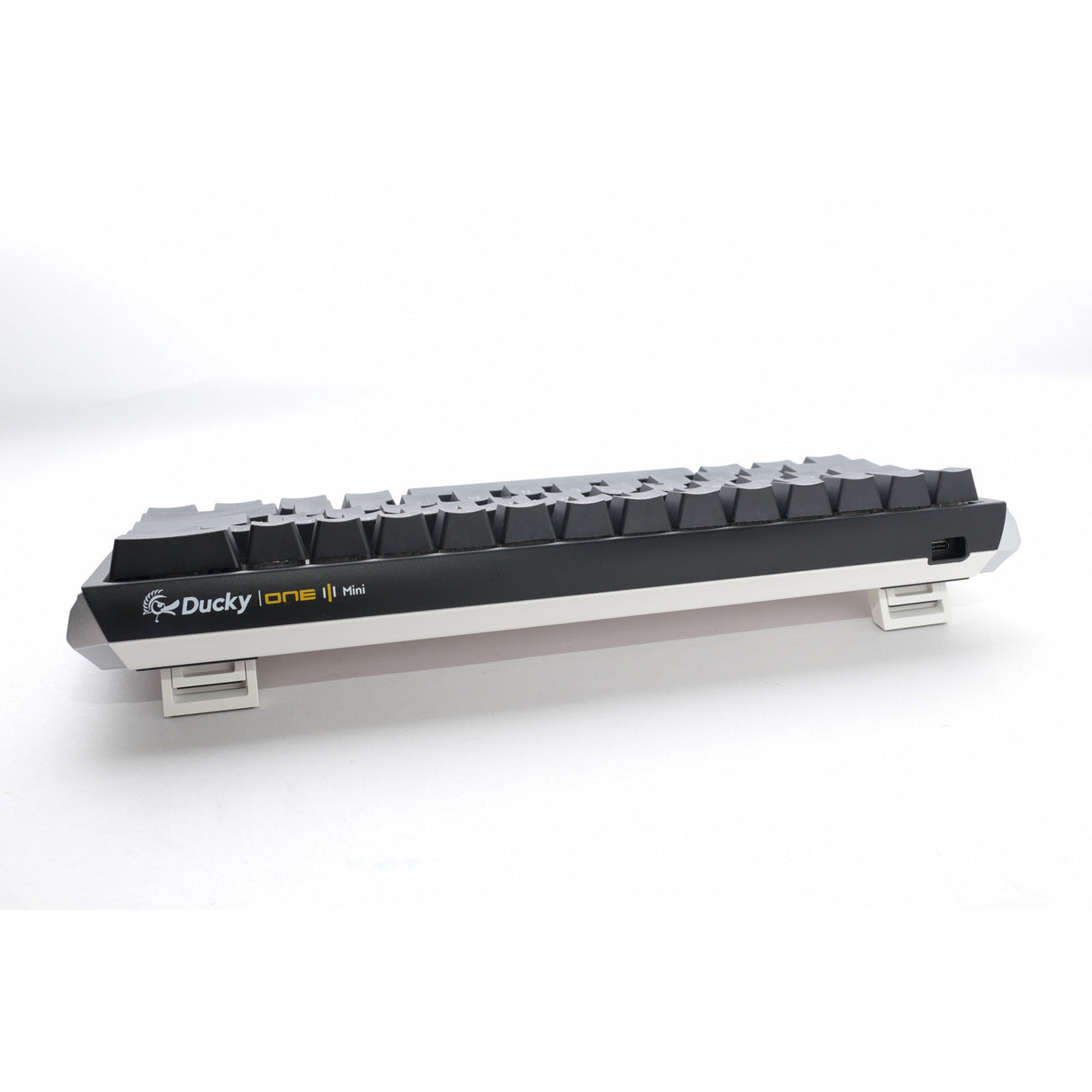 Ducky one 3 classic mini rgb mechanisch toetsenbord (zwart, us lay-out (qwerty), cherry mx brown, 60%, rgb led, double-shot pbt, hot-swappable, quack mechanics)