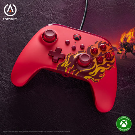 Powera advantage controller met kabel voor de xbox series x|s - rood vuur (rood, xbox series x|s, xbox one, pc)