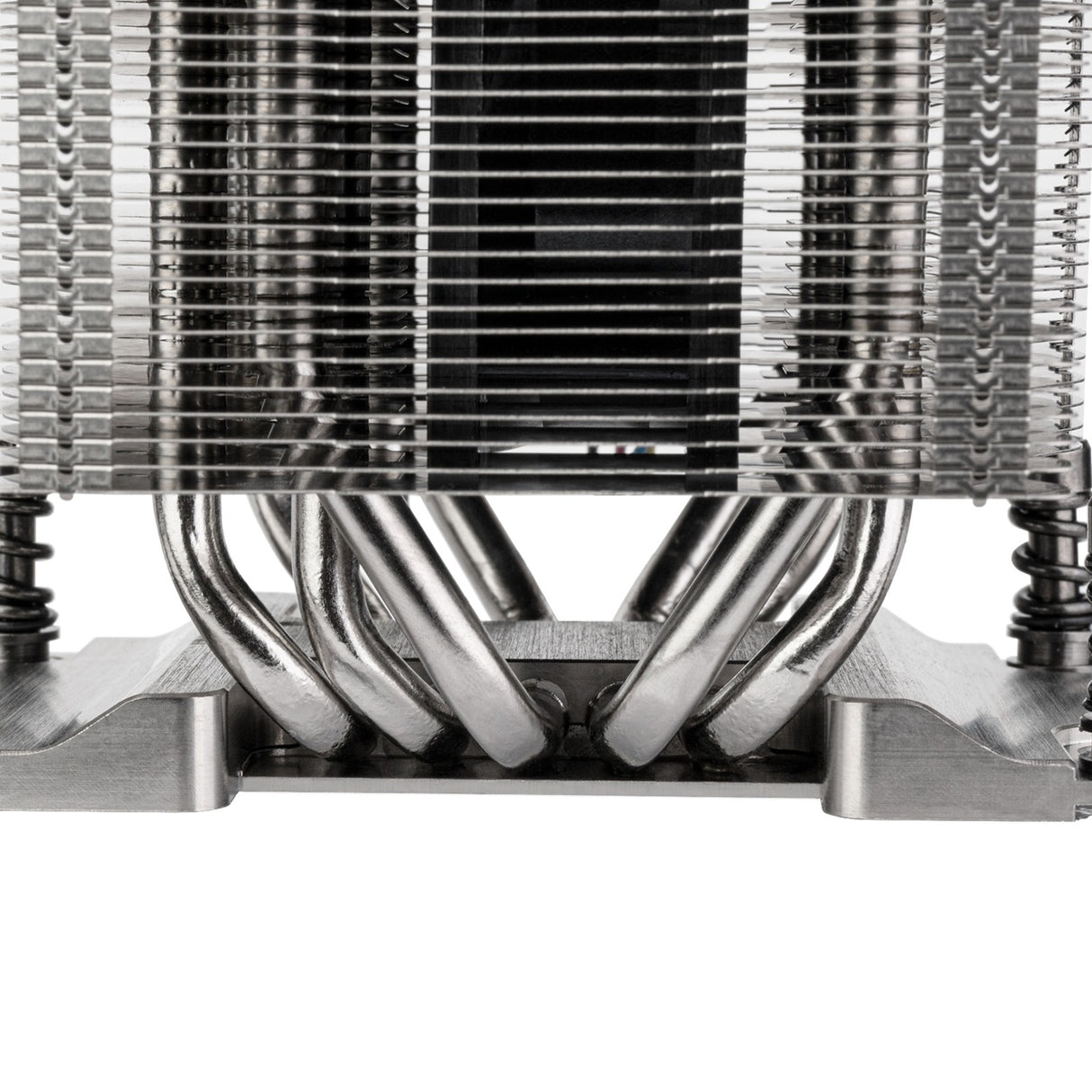 Silverstone sst-xe04-sp6p cpu-koeler (4-pins pwm fan-connector)