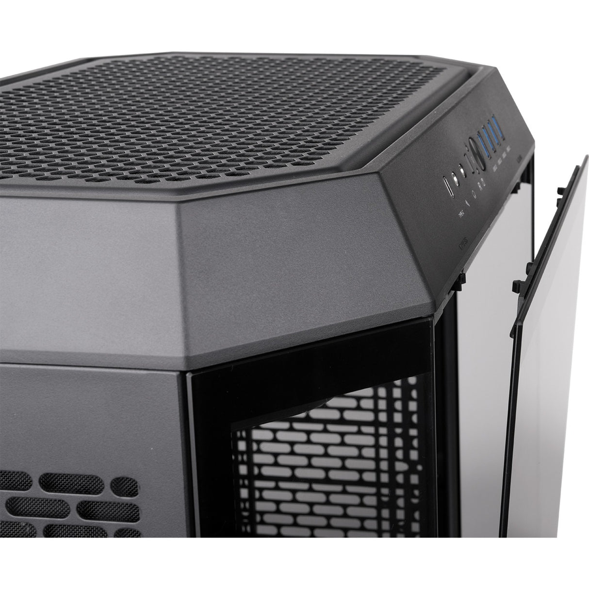Thermaltake the tower 600 midi tower behuizing (zwart | 4x usb-a | 1x usb-c | tempered glass)