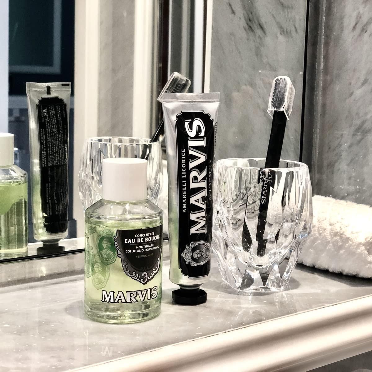 Marvis mondwater strong mint 120ml