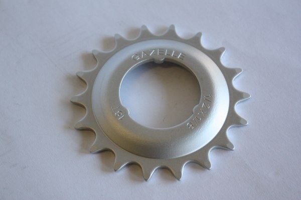 tandwiel sturmey archer 18t | 5mm | zilver