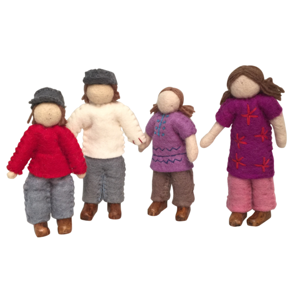 Papoose Toys Papoose Toys Caucasian Family 4 Dolls