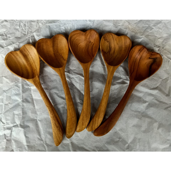 Papoose Toys Papoose Toys Teak Heart Spoons 6pc